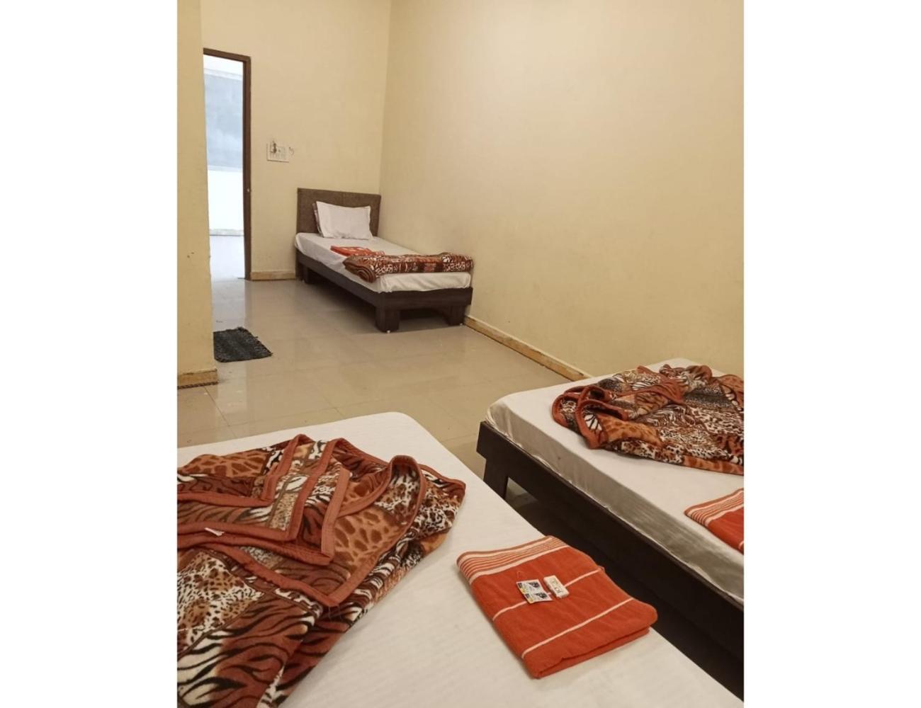 Hotel Mahakal Vishram, Ujjain Luaran gambar